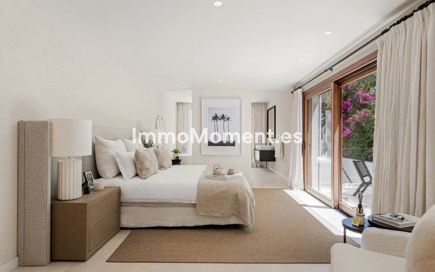 Resale - Detached villa - Marbella - Nueva Andalucía