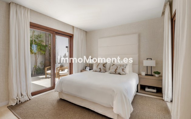 Resale - Detached villa - Marbella - Nueva Andalucía