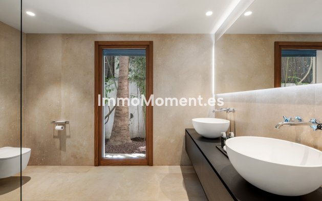 Resale - Detached villa - Marbella - Nueva Andalucía