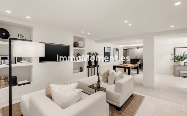 Resale - Detached villa - Marbella - Nueva Andalucía