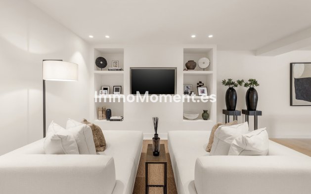 Resale - Detached villa - Marbella - Nueva Andalucía