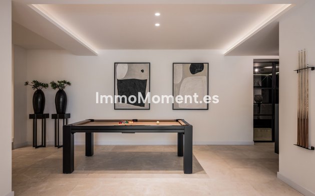 Resale - Detached villa - Marbella - Nueva Andalucía