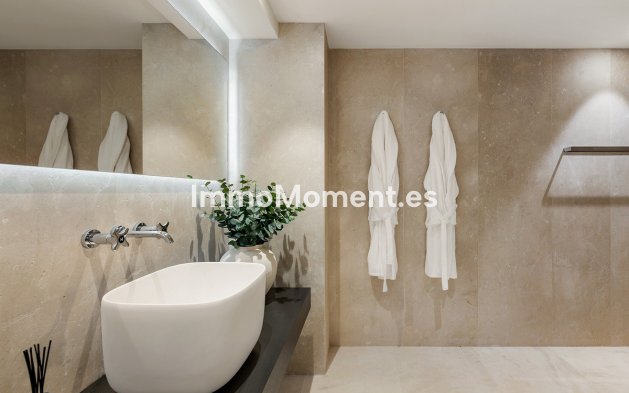 Resale - Detached villa - Marbella - Nueva Andalucía