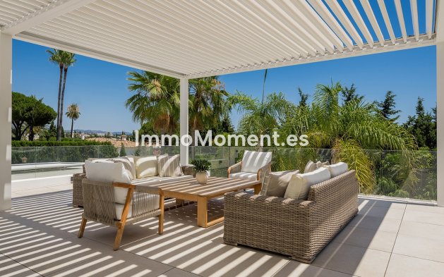 Resale - Detached villa - Marbella - Nueva Andalucía