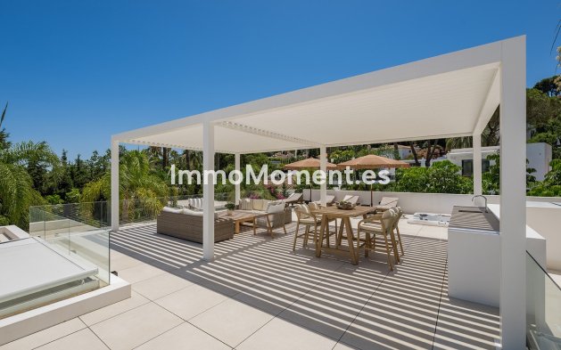 Resale - Detached villa - Marbella - Nueva Andalucía