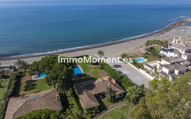 Revente - Villa individuelle - Estepona  - Costalita