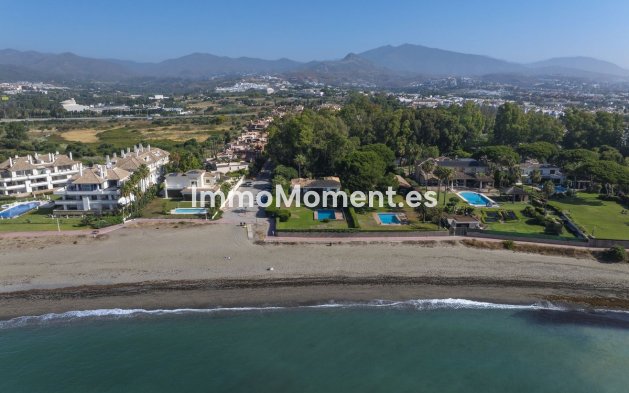 Revente - Villa individuelle - Estepona  - Costalita