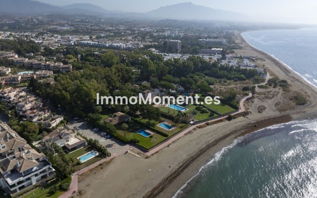 Revente - Villa individuelle - Estepona  - Costalita