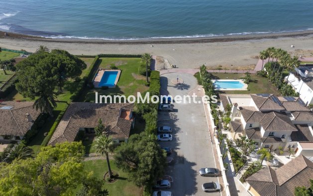 Revente - Villa individuelle - Estepona  - Costalita