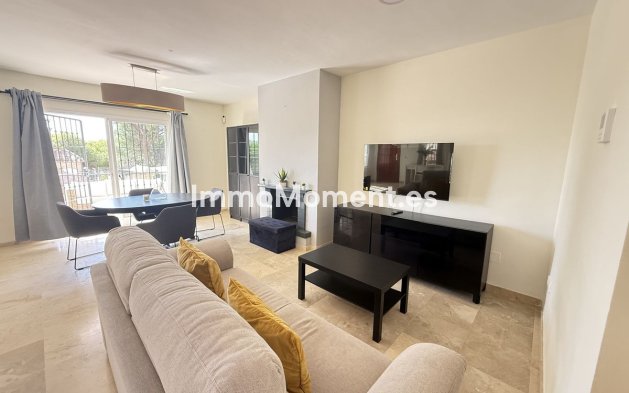 Revente - Appartement - Marbella - Nueva Andalucía