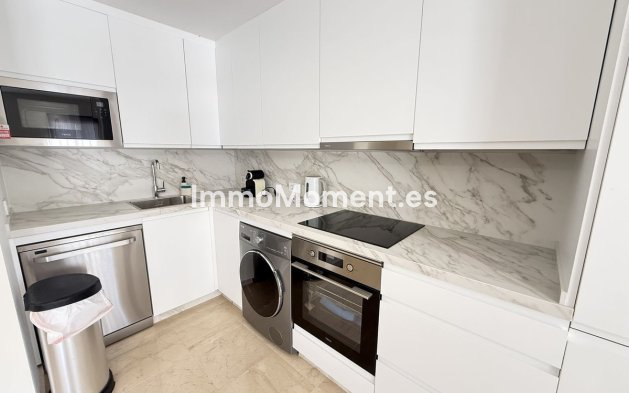Revente - Appartement - Marbella - Nueva Andalucía