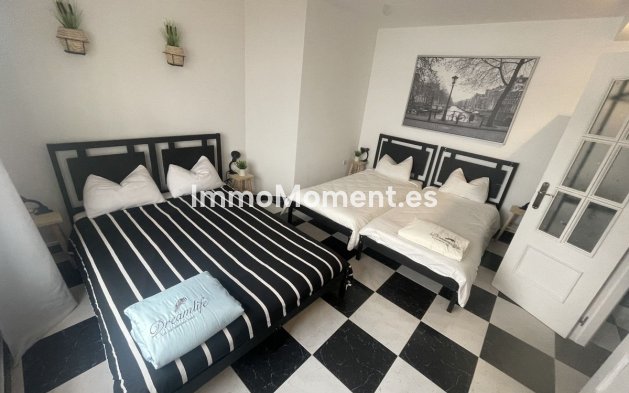Resale - Detached villa - Mijas - El Coto