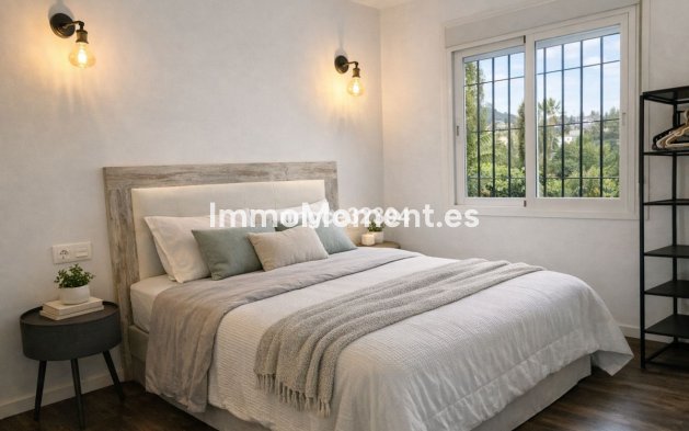 Resale - Apartment - Marbella - Puerto Banús