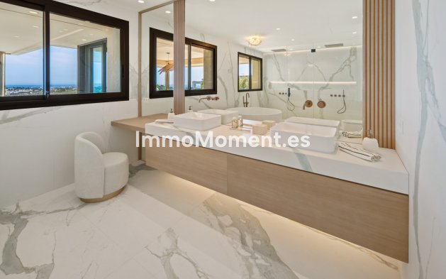 Revente - Appartement - Marbella - Nueva Andalucía