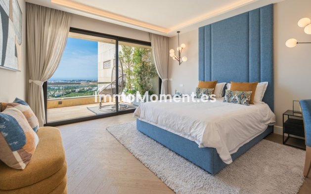 Revente - Appartement - Marbella - Nueva Andalucía