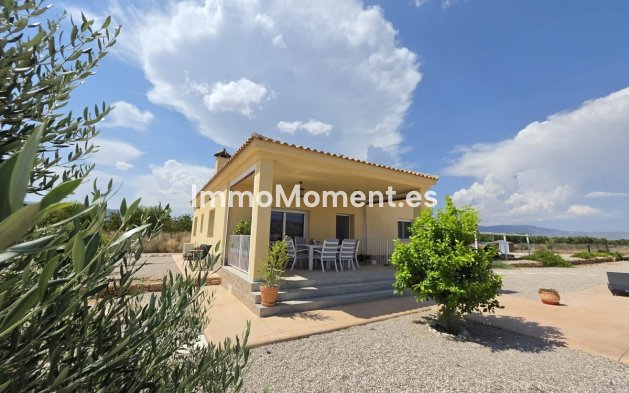 Revente - Villa individuelle - Pinoso - Pinoso Centro