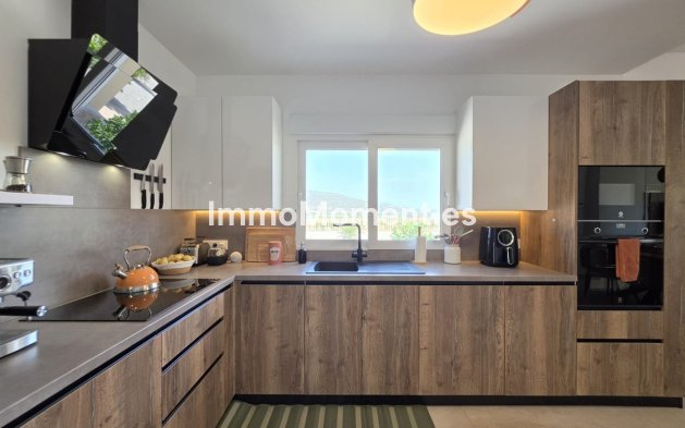 Revente - Villa individuelle - Pinoso - Pinoso Centro