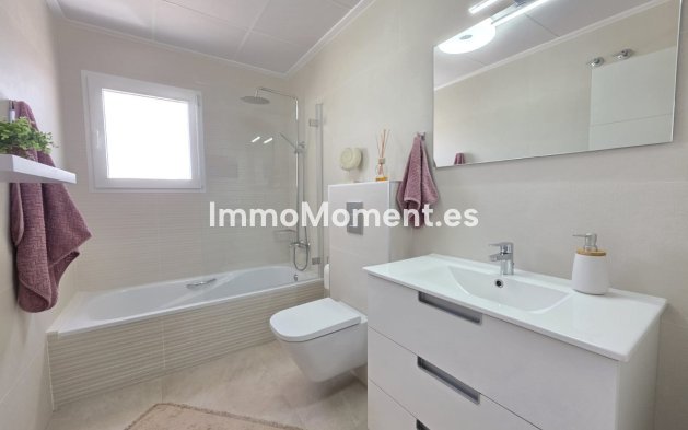 Revente - Villa individuelle - Pinoso - Pinoso Centro