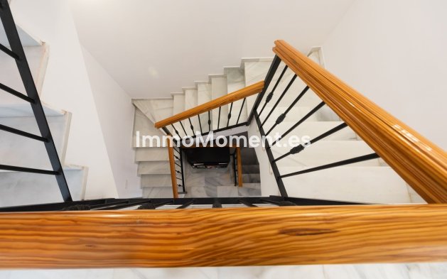 Revente - Maison mitoyenne - Intérieur                       - Lauro Golf