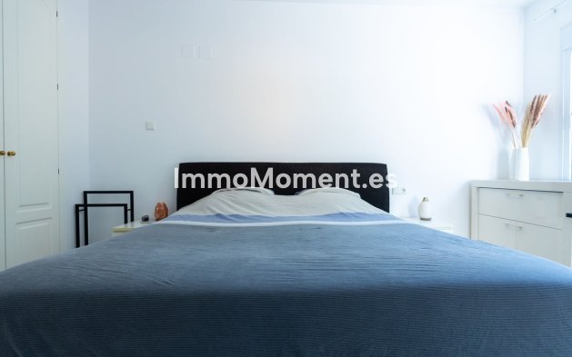 Revente - Maison mitoyenne - Intérieur                       - Lauro Golf