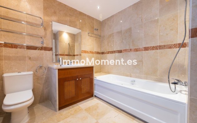 Revente - Maison mitoyenne - Intérieur                       - Lauro Golf