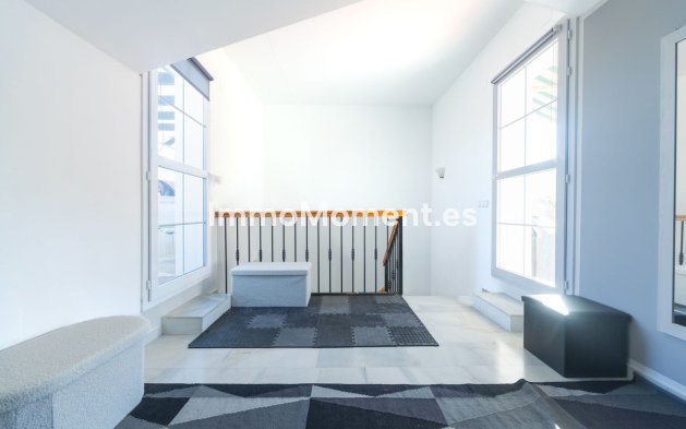 Revente - Maison mitoyenne - Intérieur                       - Lauro Golf