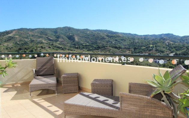 Resale - Apartment - Marbella - Elviria