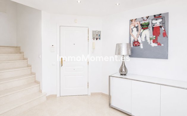 Resale - Apartment - Marbella - Elviria