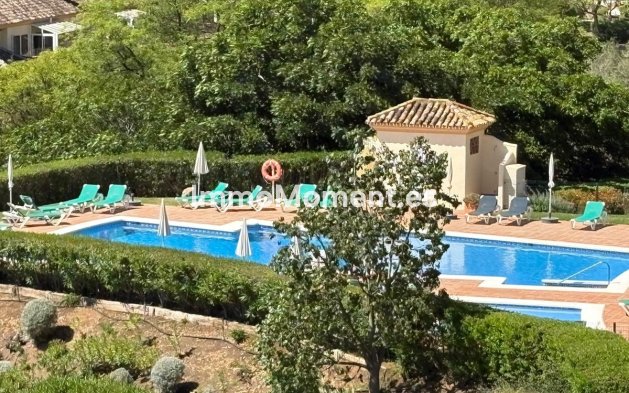 Resale - Apartment - Marbella - Elviria