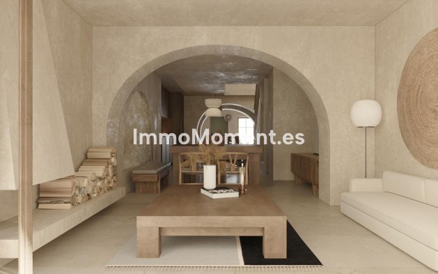 Resale - Townhouse - Estepona - Estepona Centro