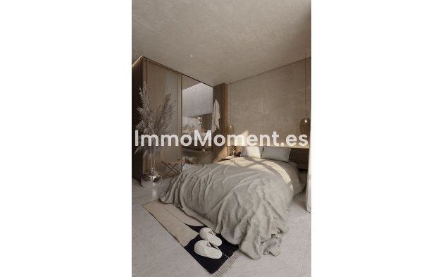 Resale - Townhouse - Estepona - Estepona Centro