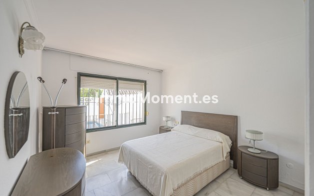 Resale - Detached villa - Marbella - Nueva Andalucía