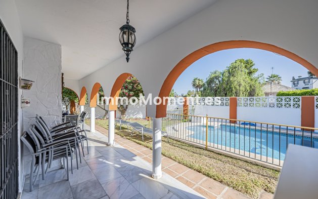 Resale - Detached villa - Marbella - Nueva Andalucía
