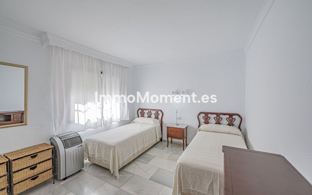 Resale - Detached villa - Marbella - Nueva Andalucía