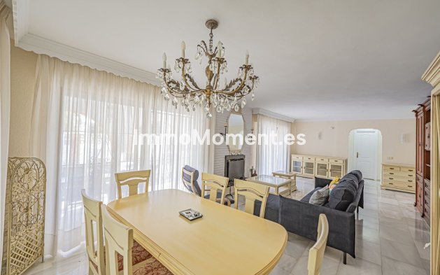 Resale - Detached villa - Marbella - Nueva Andalucía