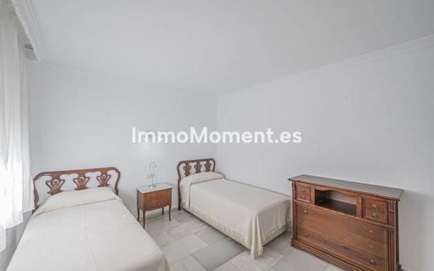 Resale - Detached villa - Marbella - Nueva Andalucía