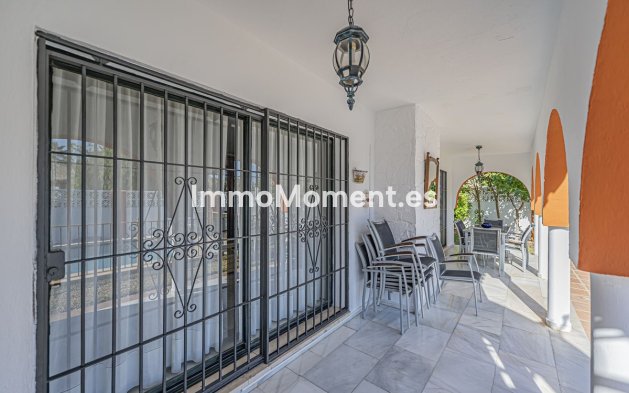 Resale - Detached villa - Marbella - Nueva Andalucía