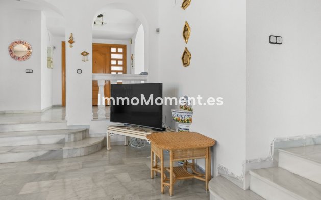 Wiederverkauf - Freistehende Villa - Benalmadena - Torrequebrada