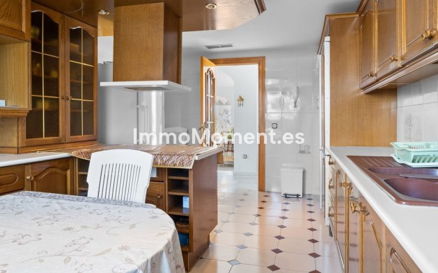 Wiederverkauf - Freistehende Villa - Benalmadena - Torrequebrada