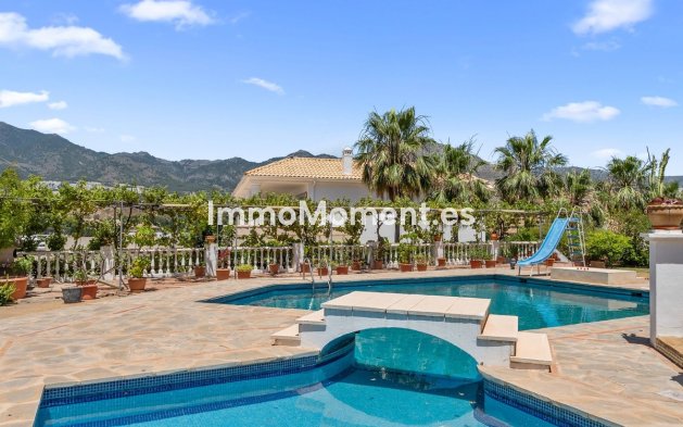 Wiederverkauf - Freistehende Villa - Benalmadena - Torrequebrada