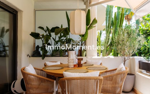 Wiederverkauf - Wohnung - Estepona  - Selwo
