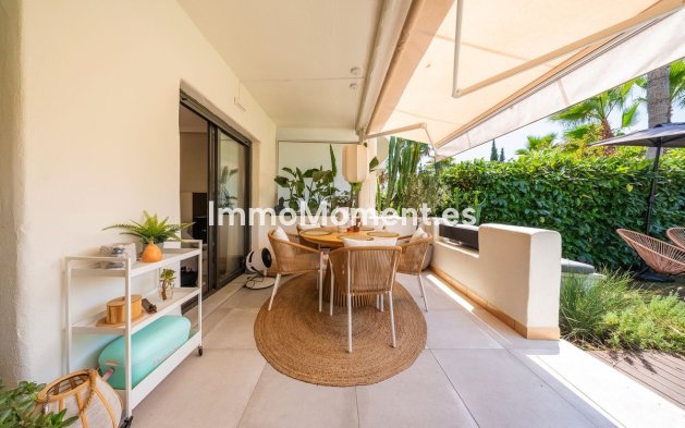 Wiederverkauf - Wohnung - Estepona  - Selwo