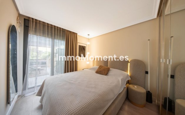 Wiederverkauf - Wohnung - Estepona  - Selwo