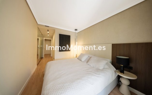 Wiederverkauf - Wohnung - Estepona  - Selwo