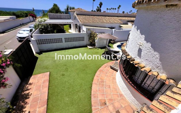 Reventa - Villa independiente - Estepona  - Estepona Centro