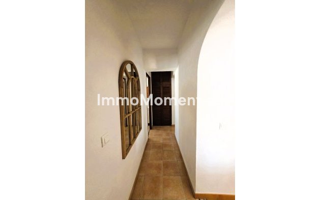 Reventa - Villa independiente - Estepona  - Estepona Centro