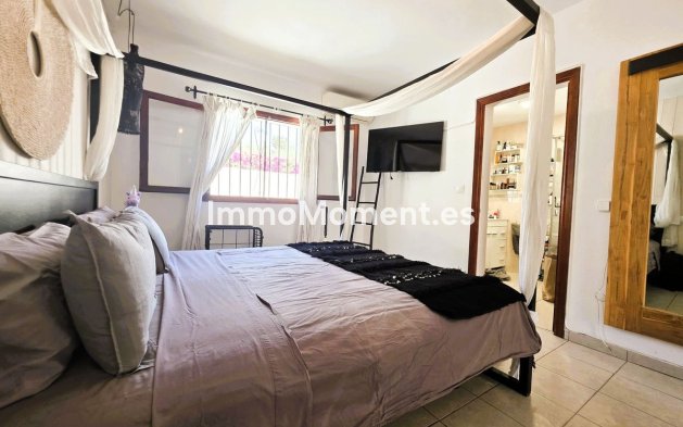 Reventa - Villa independiente - Estepona  - Estepona Centro