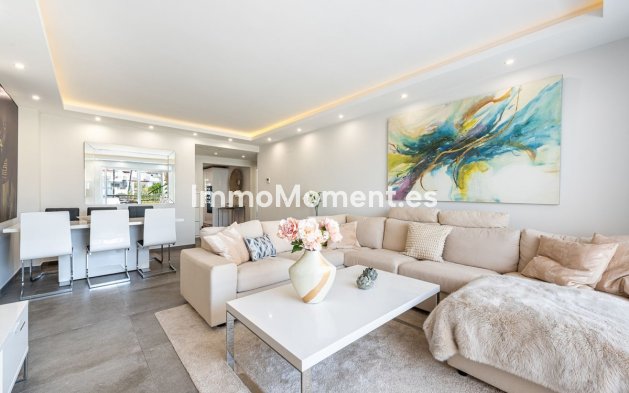 Wiederverkauf - Wohnung - Estepona  - Estepona Centro