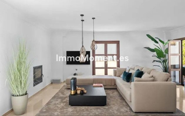 Bestaande woning - Vrijstaande villa - Estepona  - Selwo