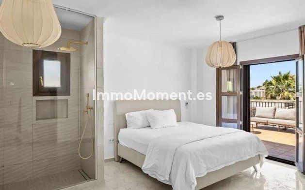 Bestaande woning - Vrijstaande villa - Estepona  - Selwo